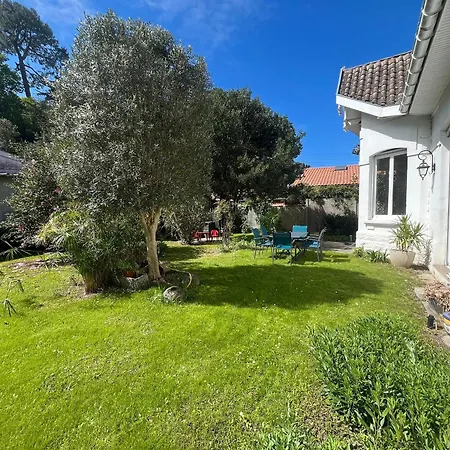 Maison Renovee, 3 Chambres, A 200m De La De Pereire - Fr-1-374-211 Villa *